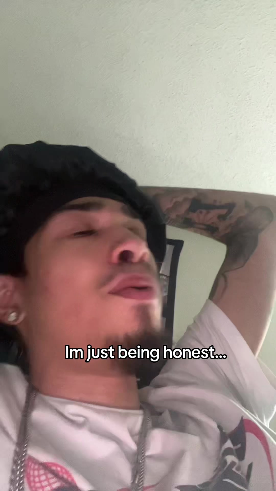 @￼