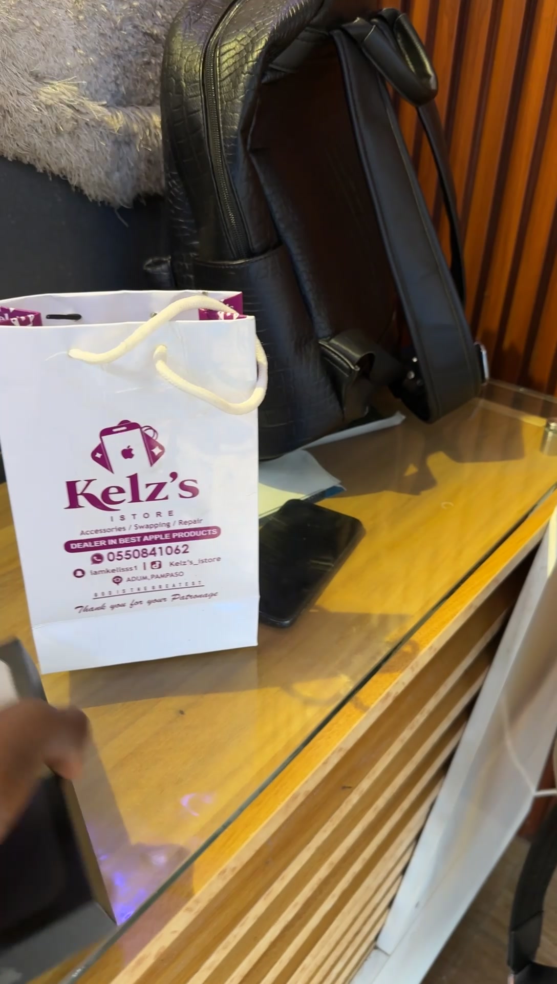 @Kelz&rsquo;s istore