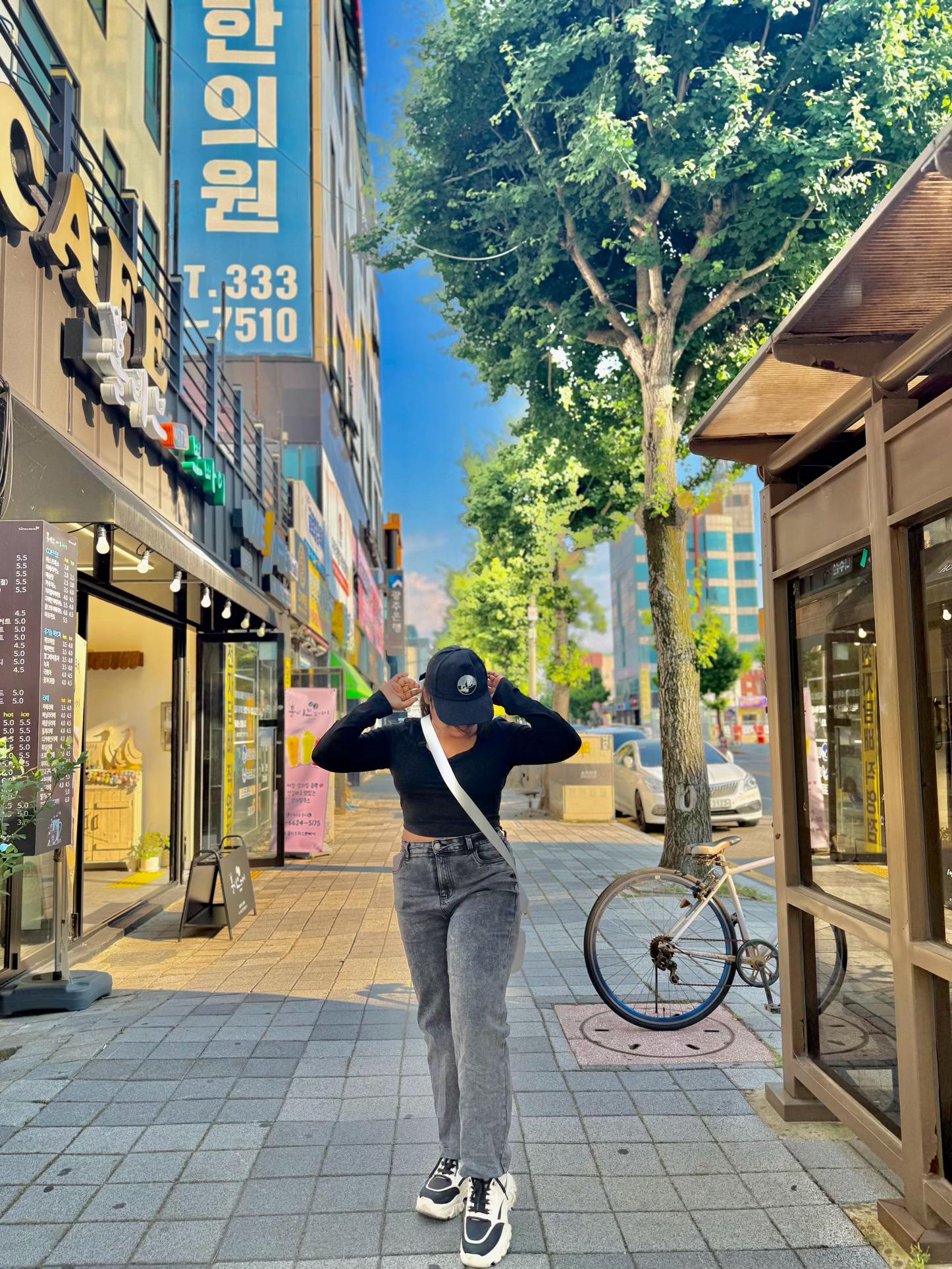 @Lucky ᥫ᭡🇰🇷🇱🇰