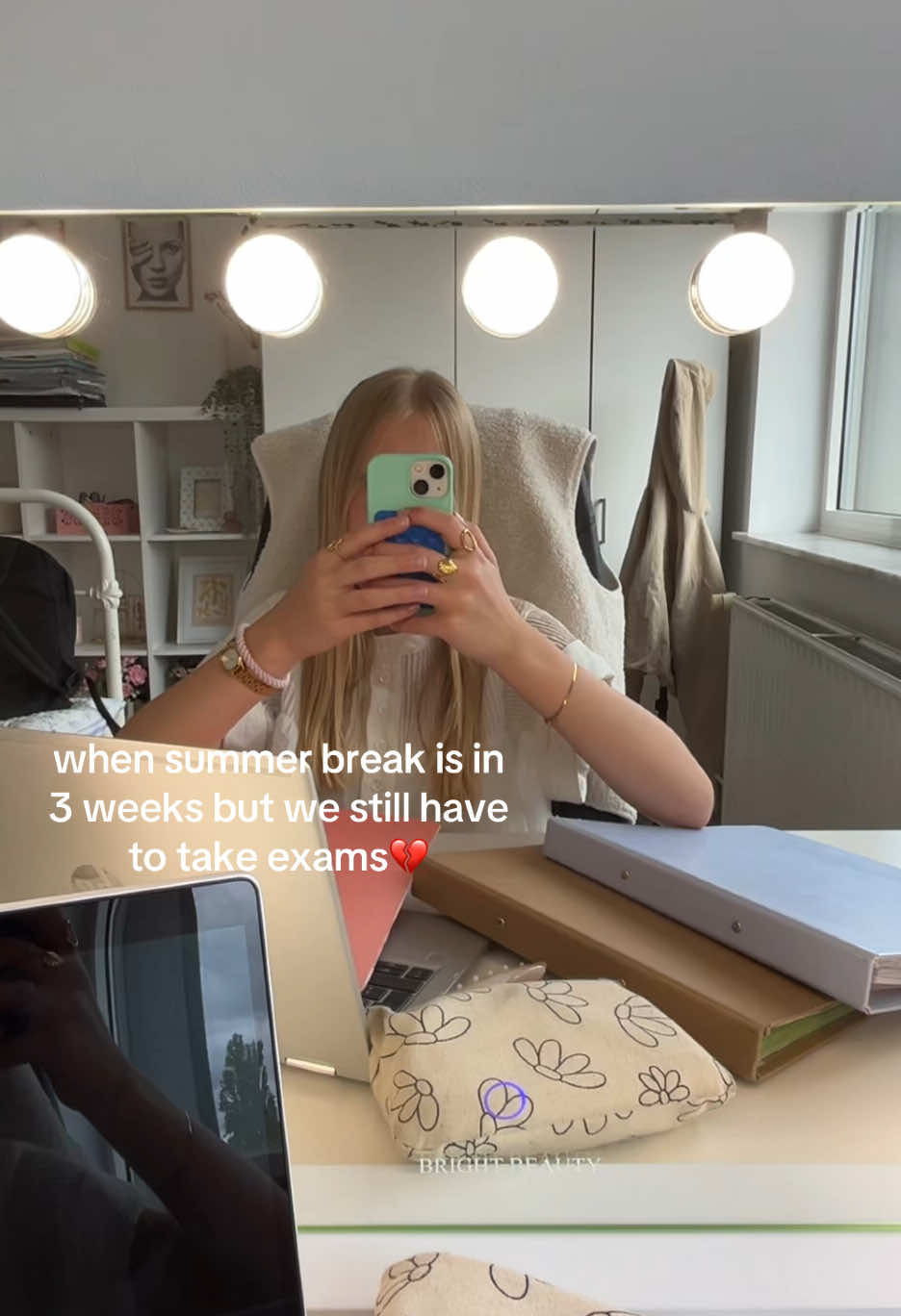 @olivia