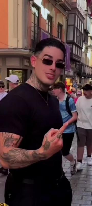 @Jamie🖤🖤🖤D'Croy🕷️
