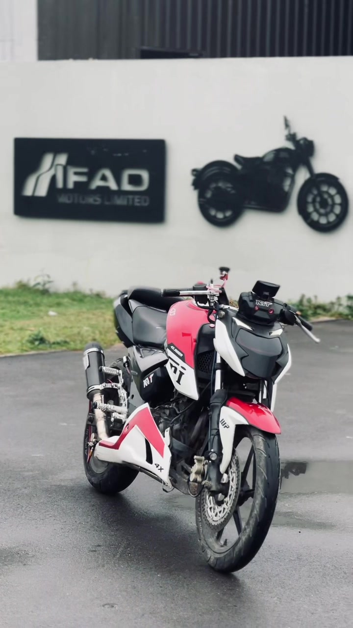 @4x.rider.1
