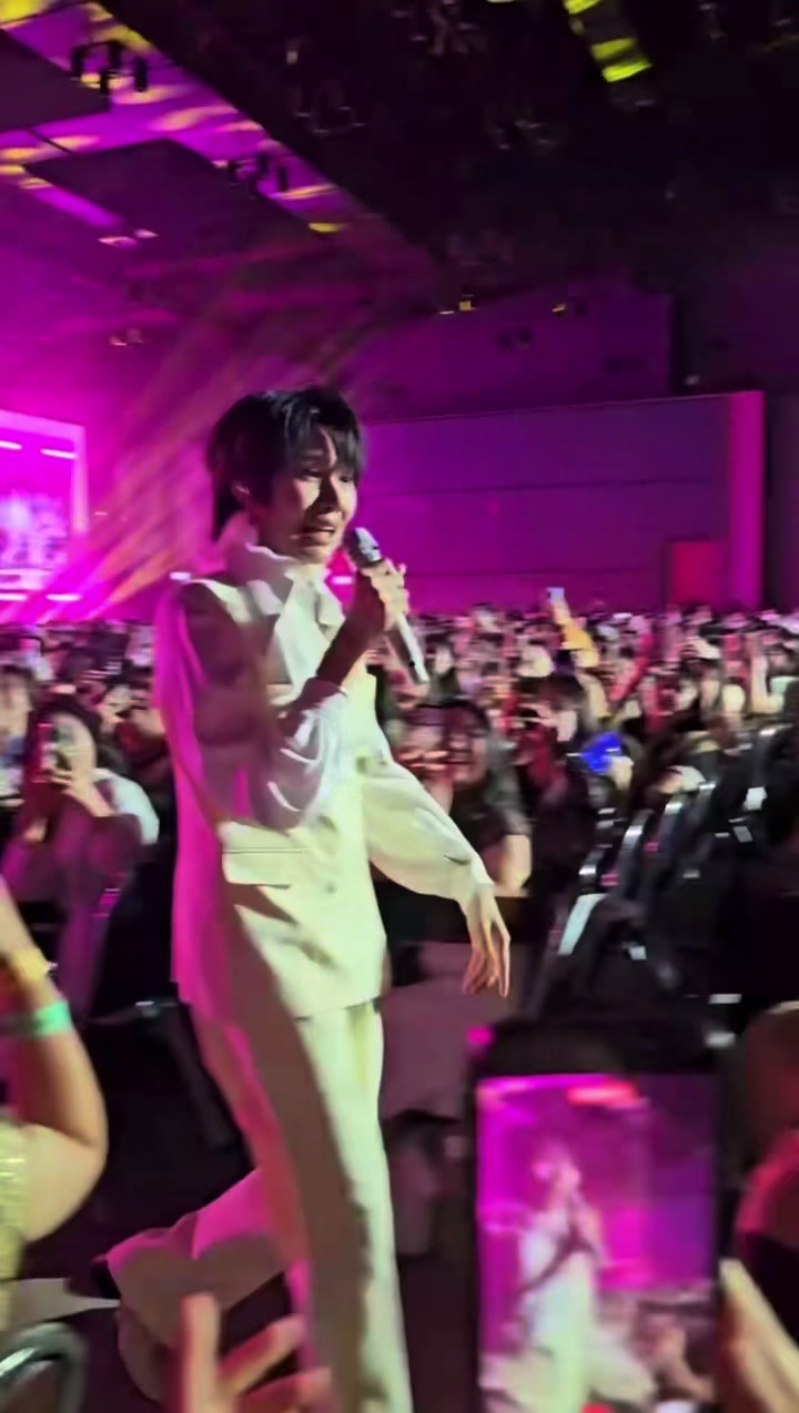 @ลูกบอลของคุณบิ๊กกลัฟ