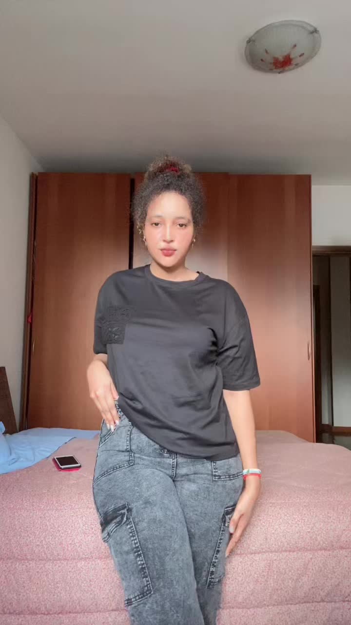 @Amiira🥀