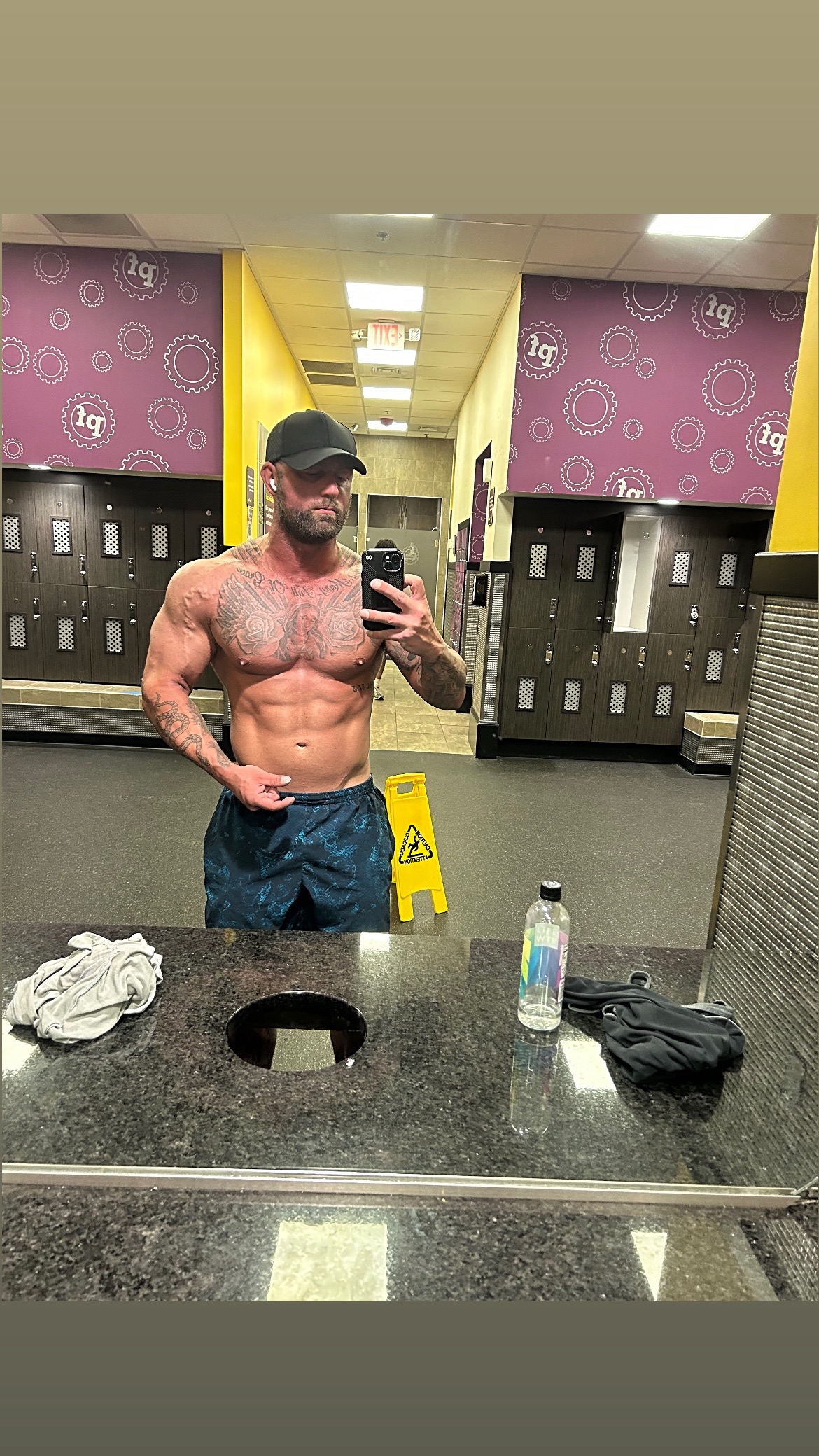 @richieswollerton