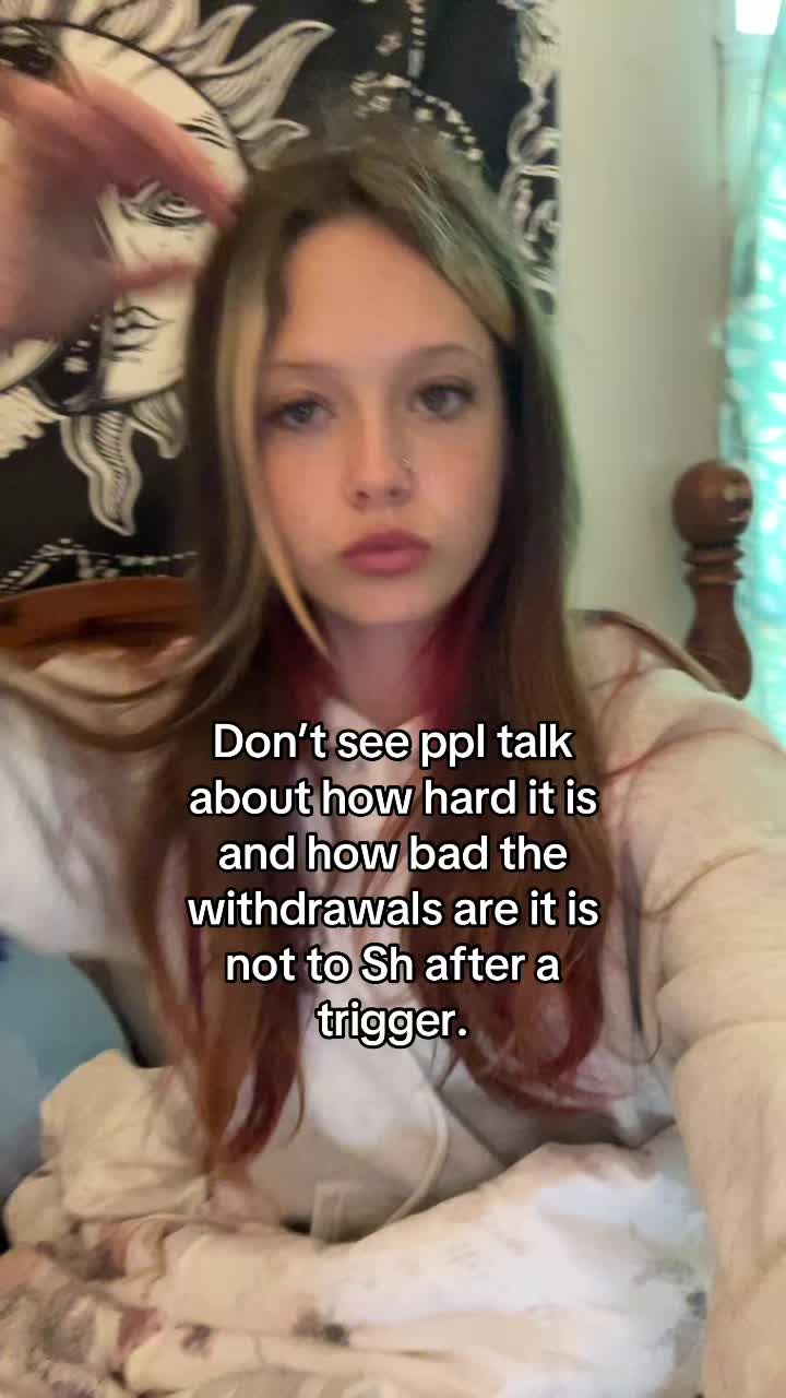 @Ellie! 🧟&zwj;♀️