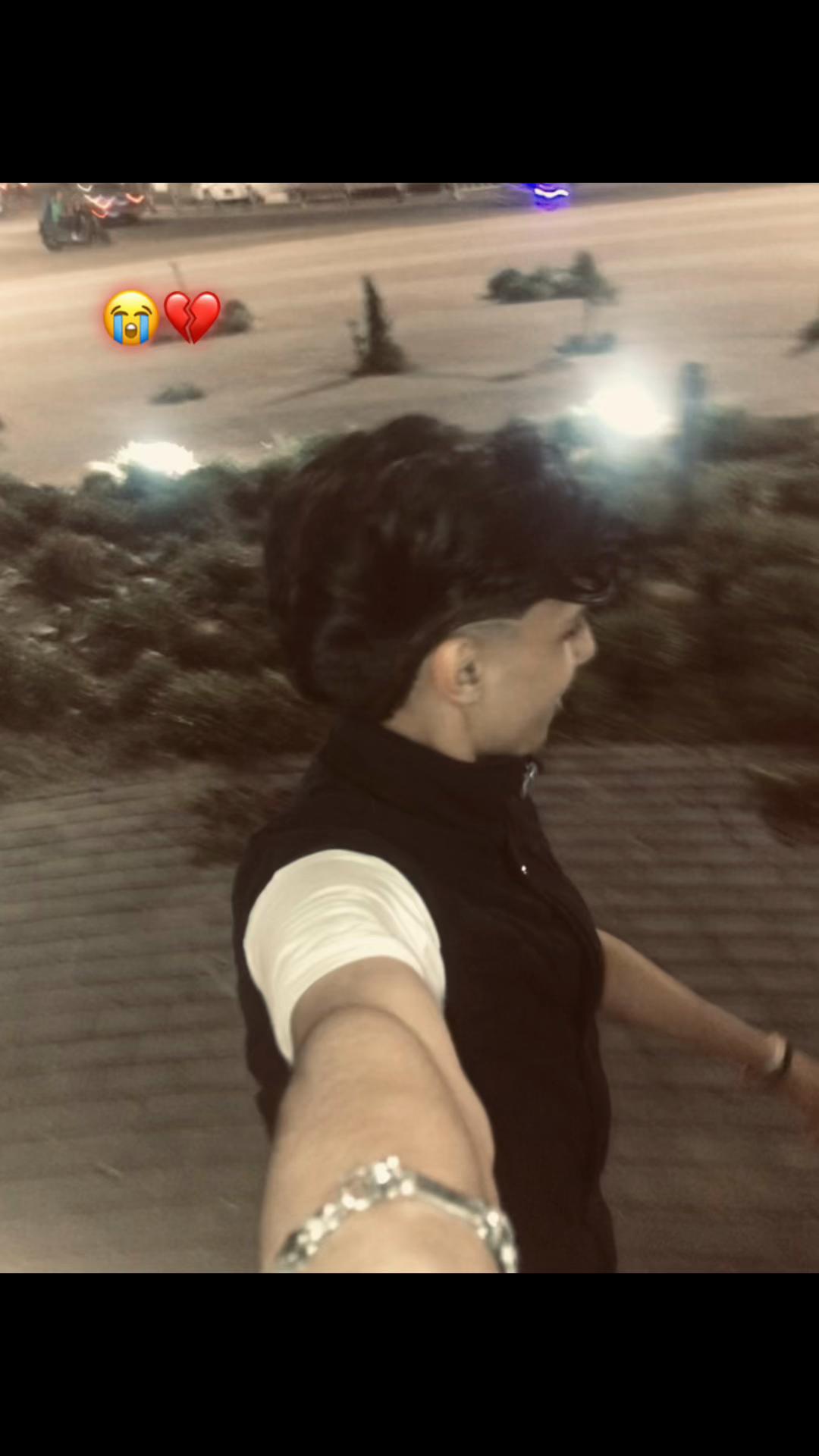 @𝑴𝑨𝑵𝑮𝑨🐺