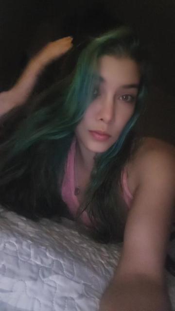 @Thegirlwiththecursemark