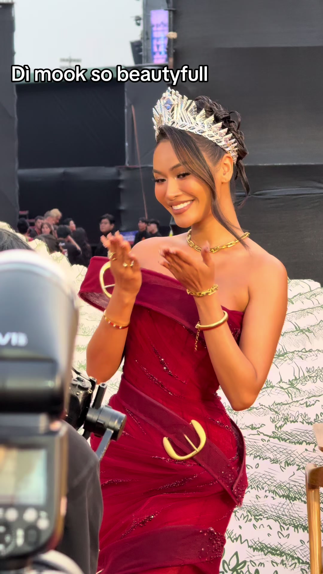 @✨👑💫QUEEN 💫👑✨