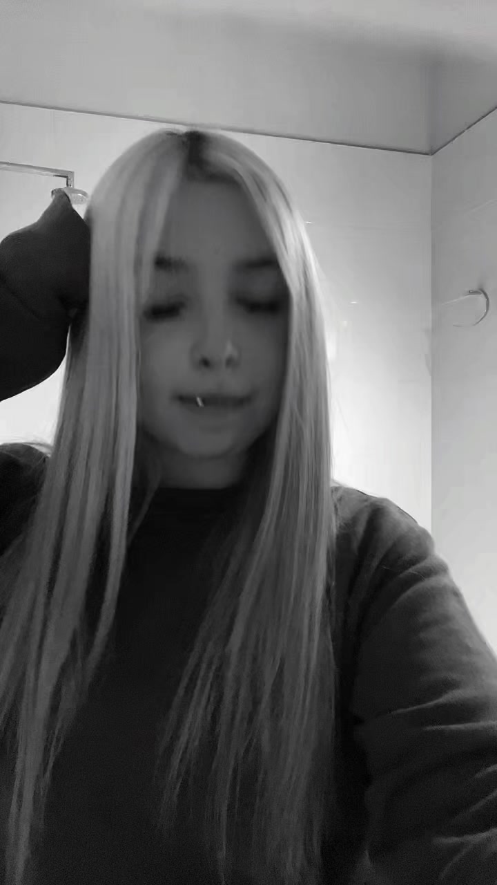 @Annsbor