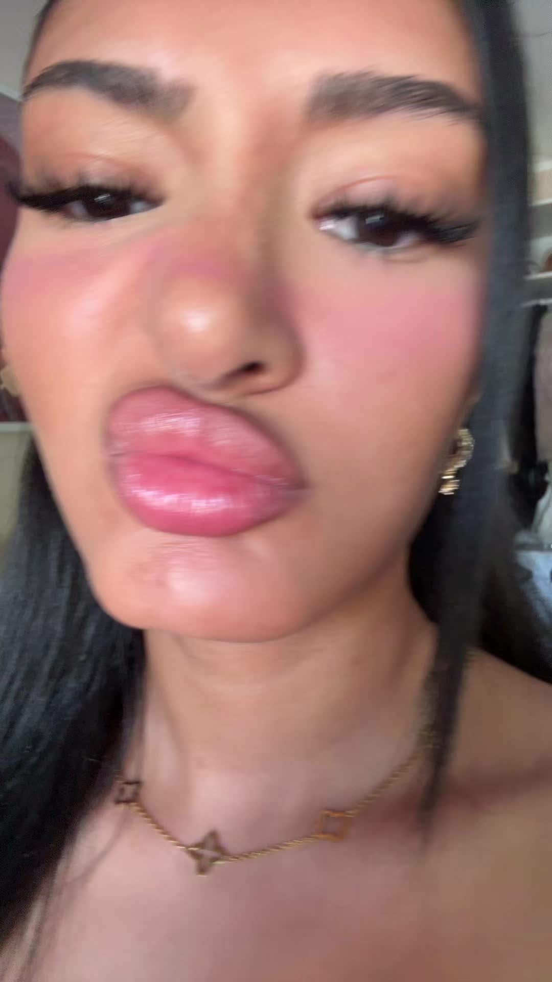 @Vio 💧