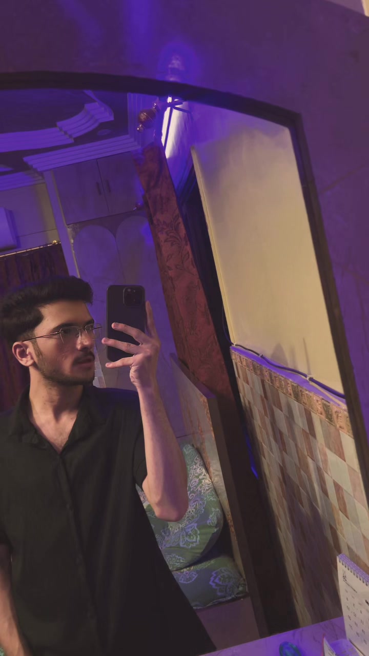 @Muzammil Hanif🖤