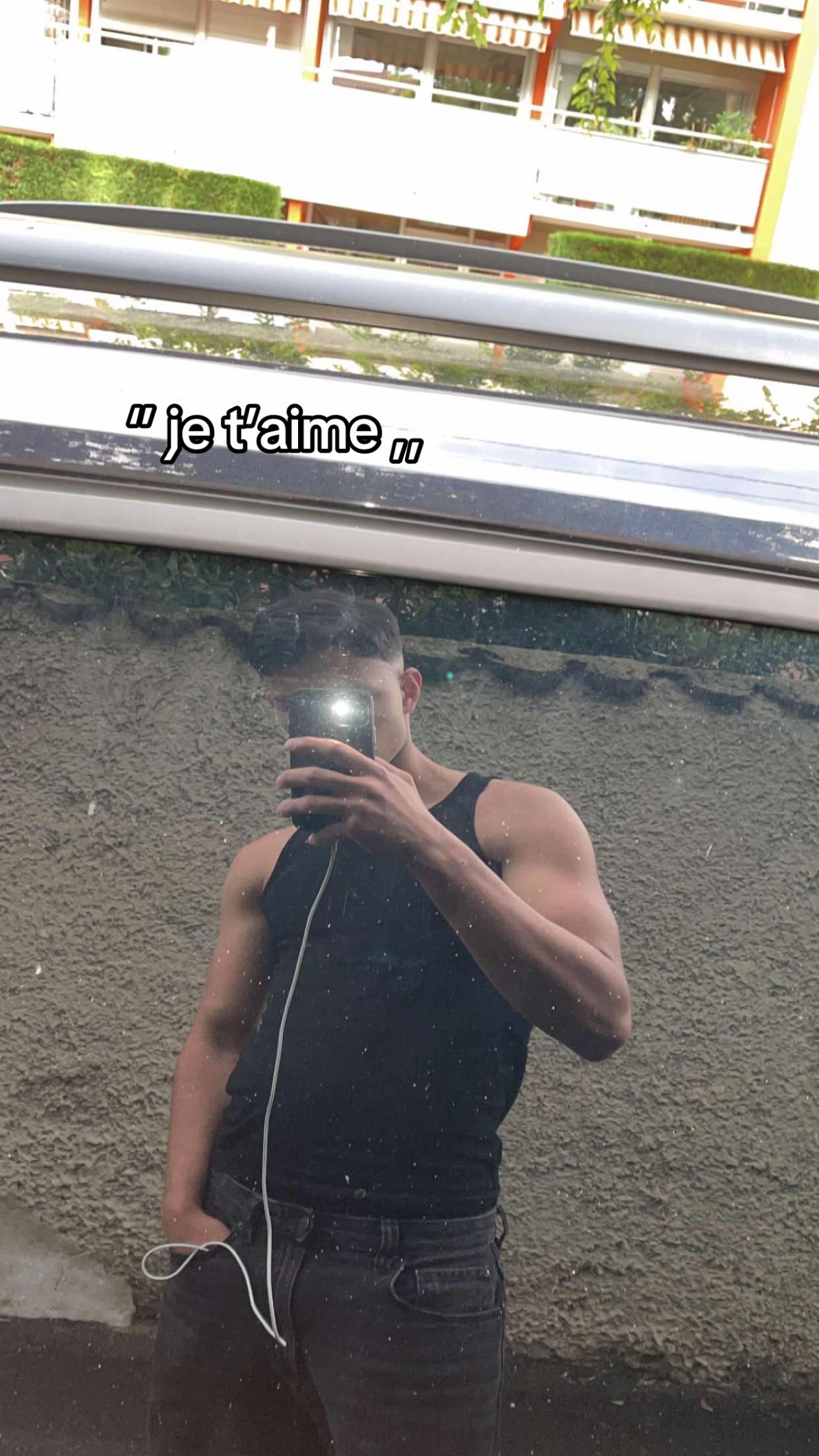 @🇦🇱