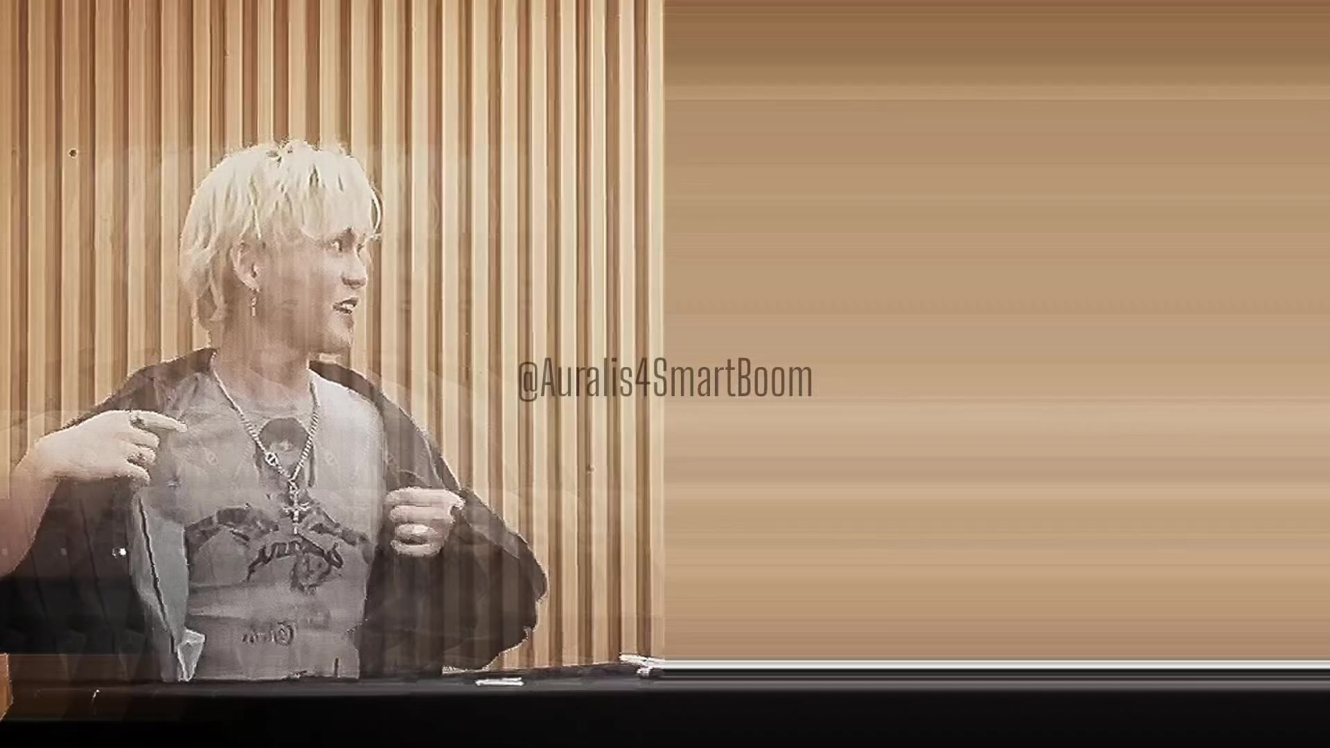 @Hikari