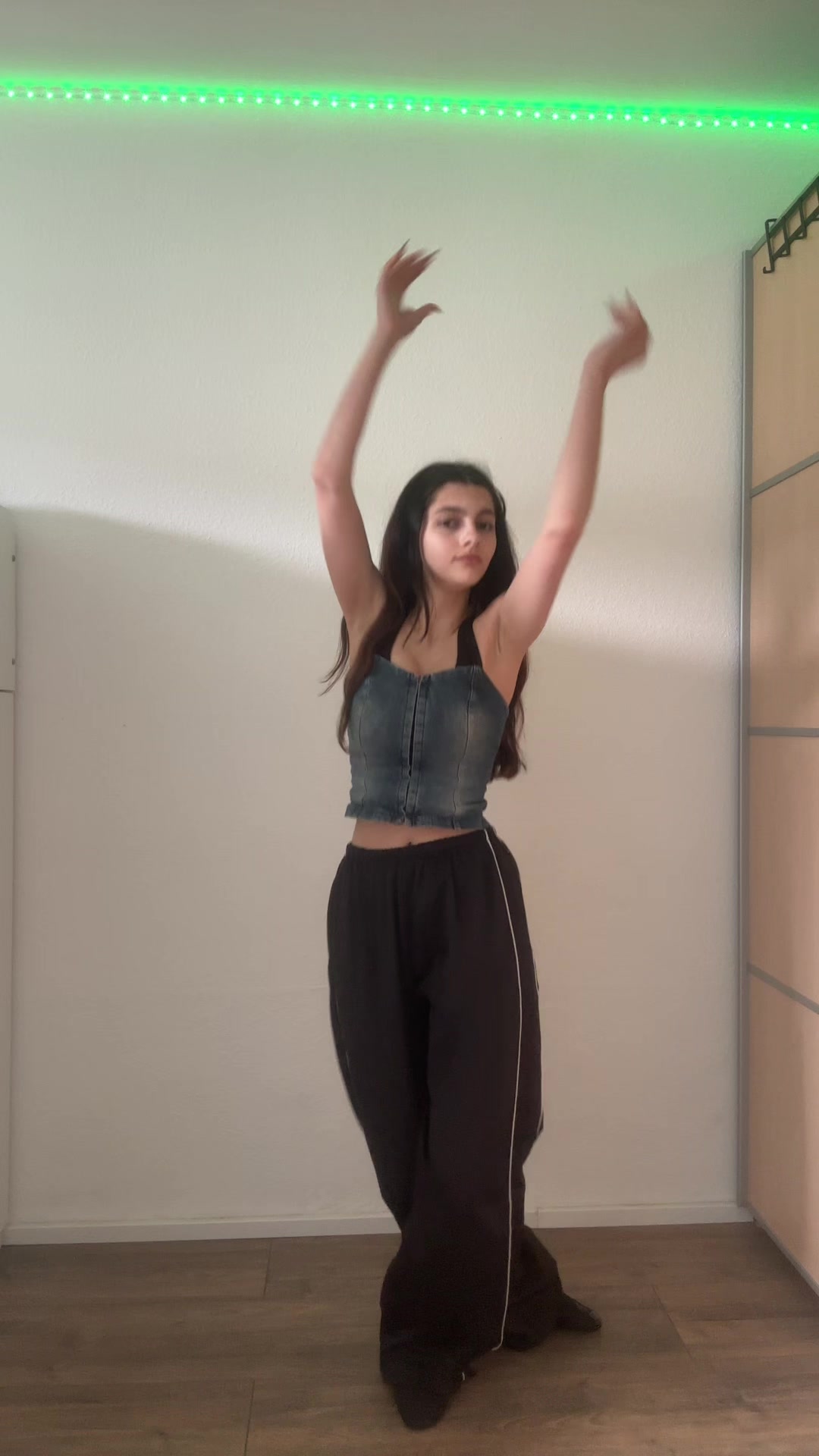 @hello_kicki