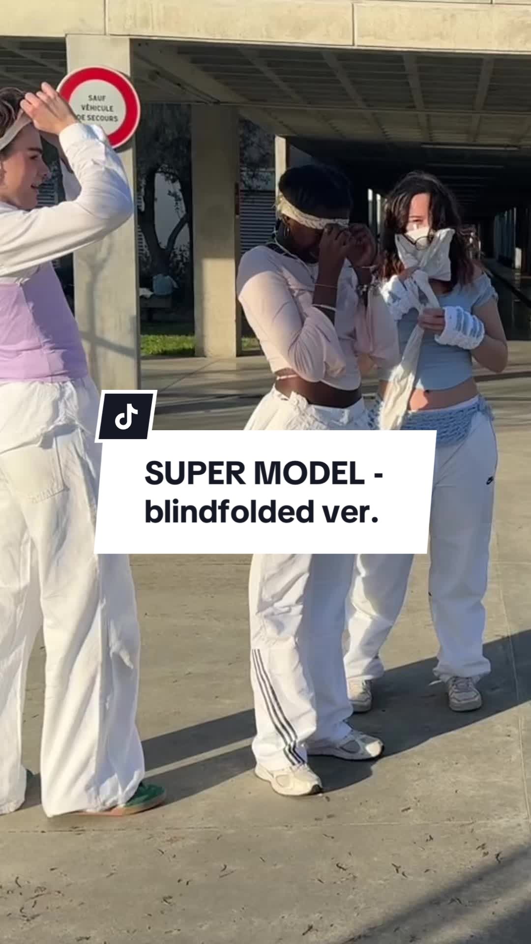 @AstriaL