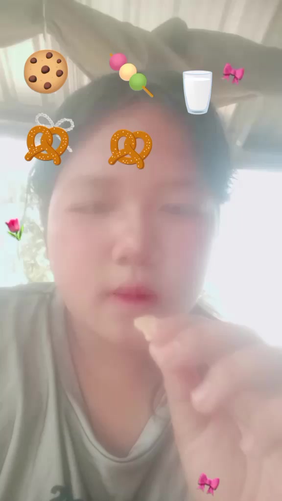 @😍🧆🍓👌🏻🇹🇭🍰😀💜🍦👓😘❤️🍣