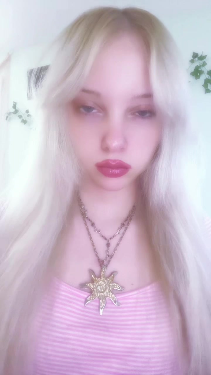 @🌙Madeleine🪻