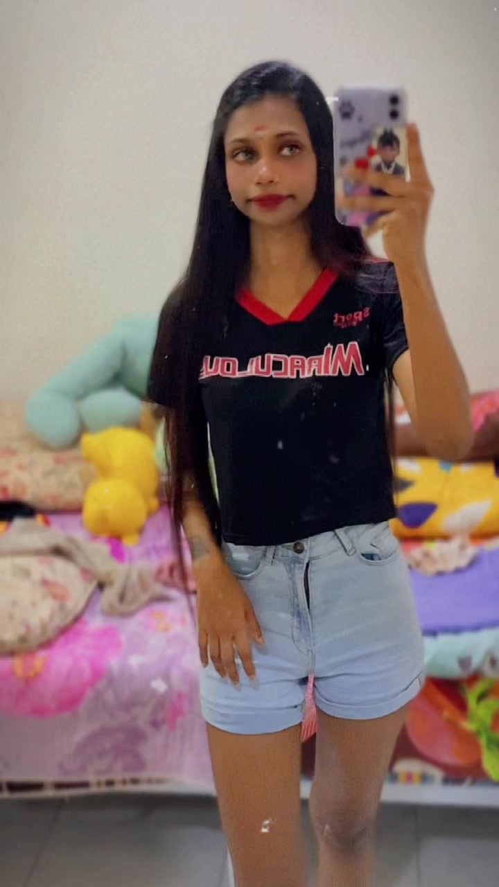@🦋.