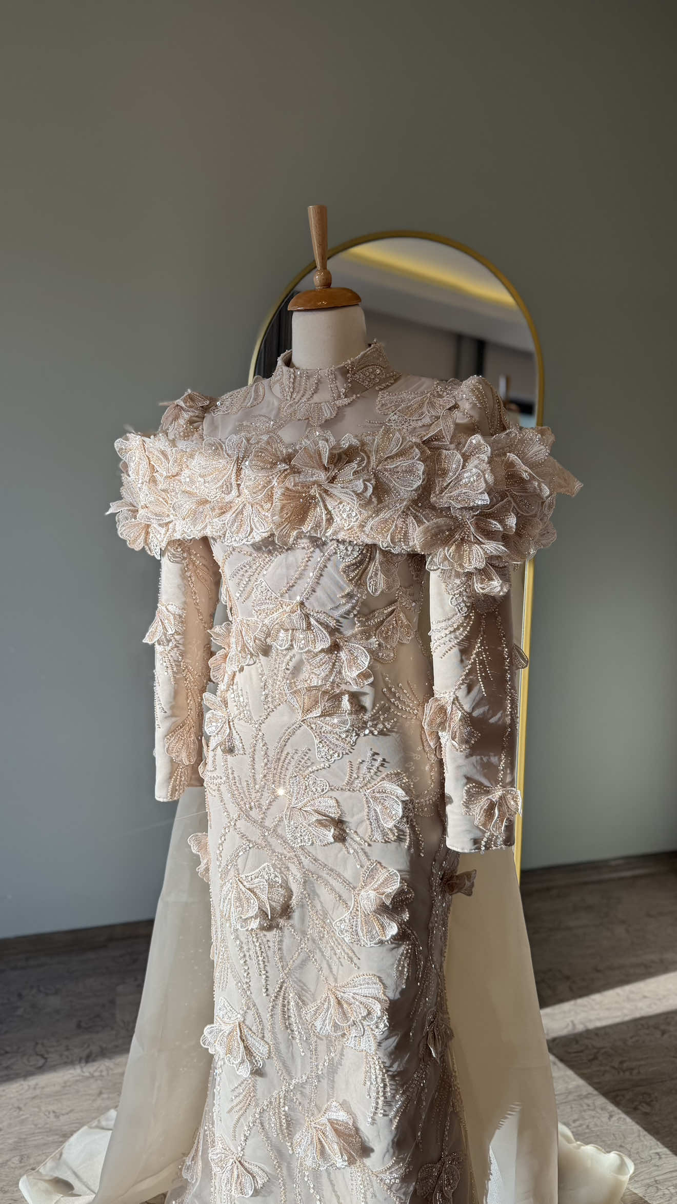 @Hazem Rental Dress