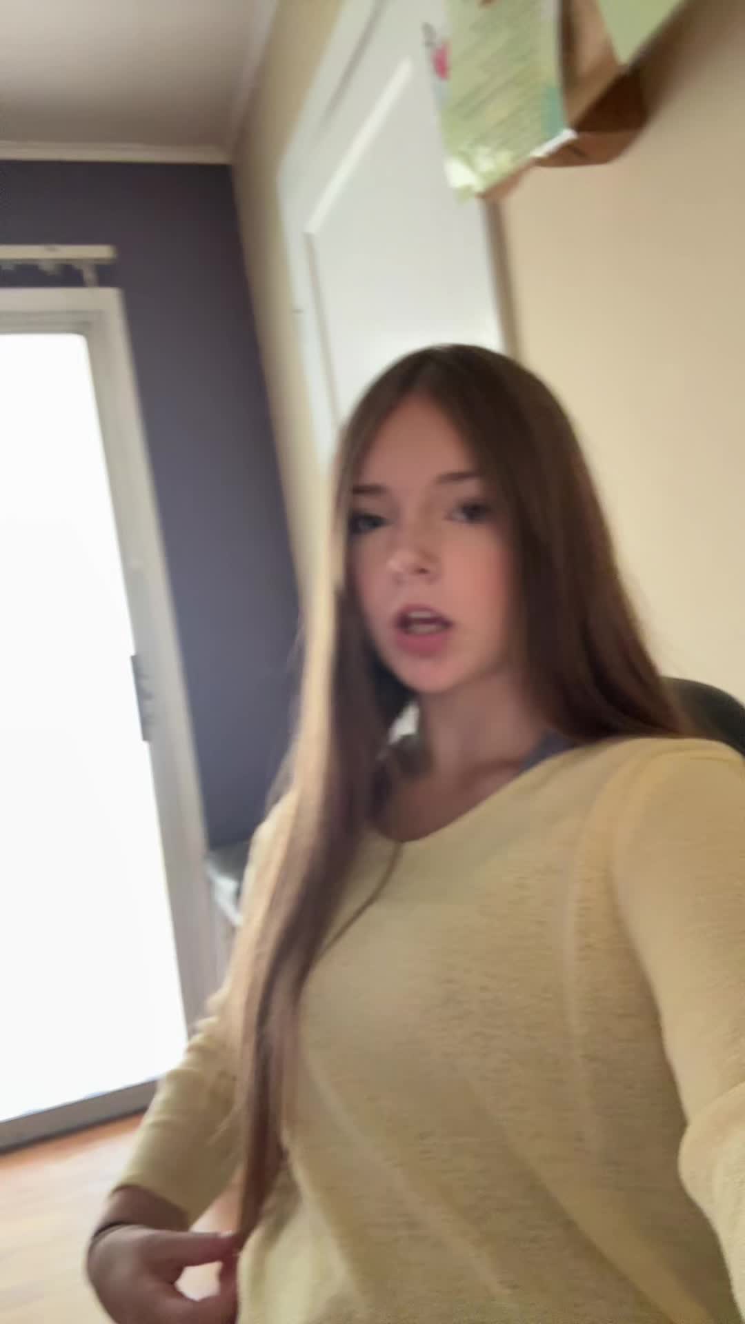 @⋆˚𝗌𝖼𝖺𝗋𝗅𝖾𝗍𝗍𝜗𝜚˚⋆