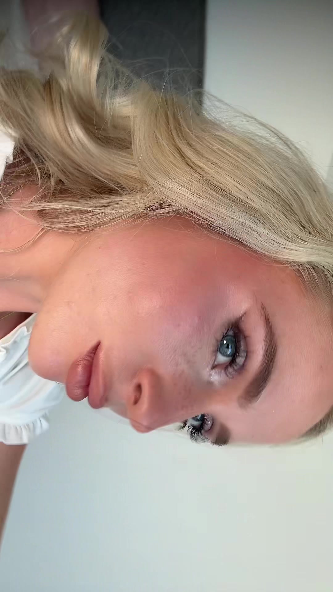 @British Barbie | transitions