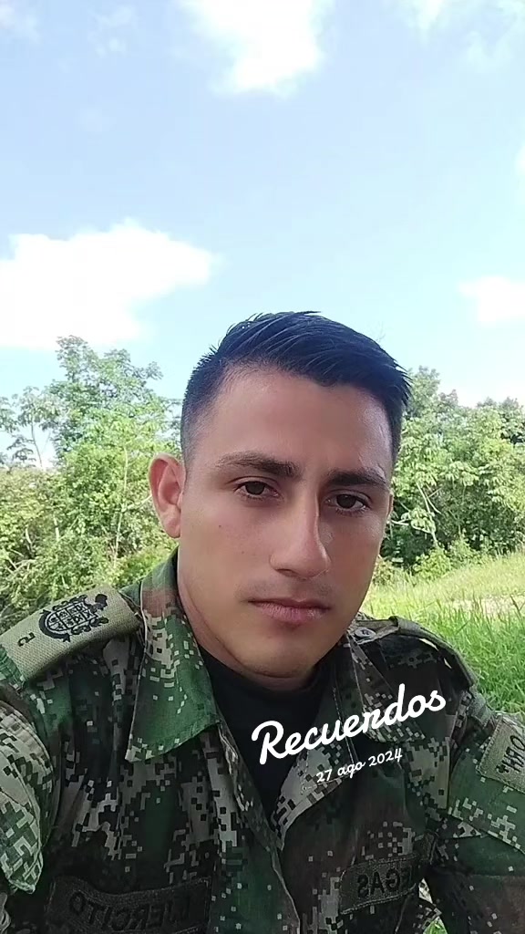 @DAVID &Aacute;LVAREZ