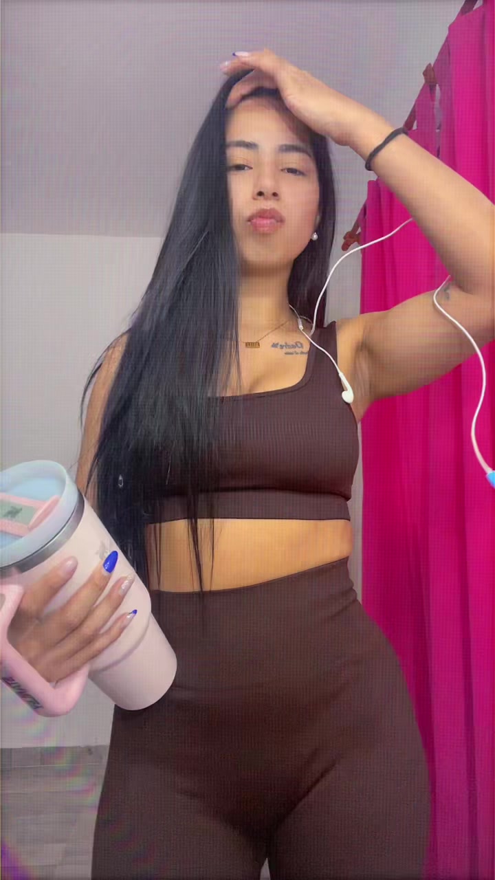 @Agustina