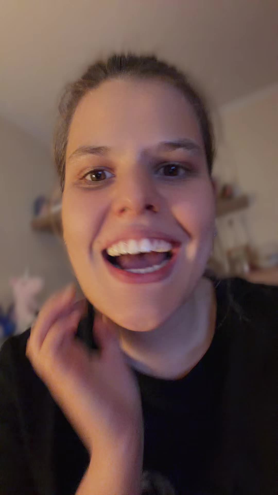 @lauri🎤🏳️&zwj;🌈🐾