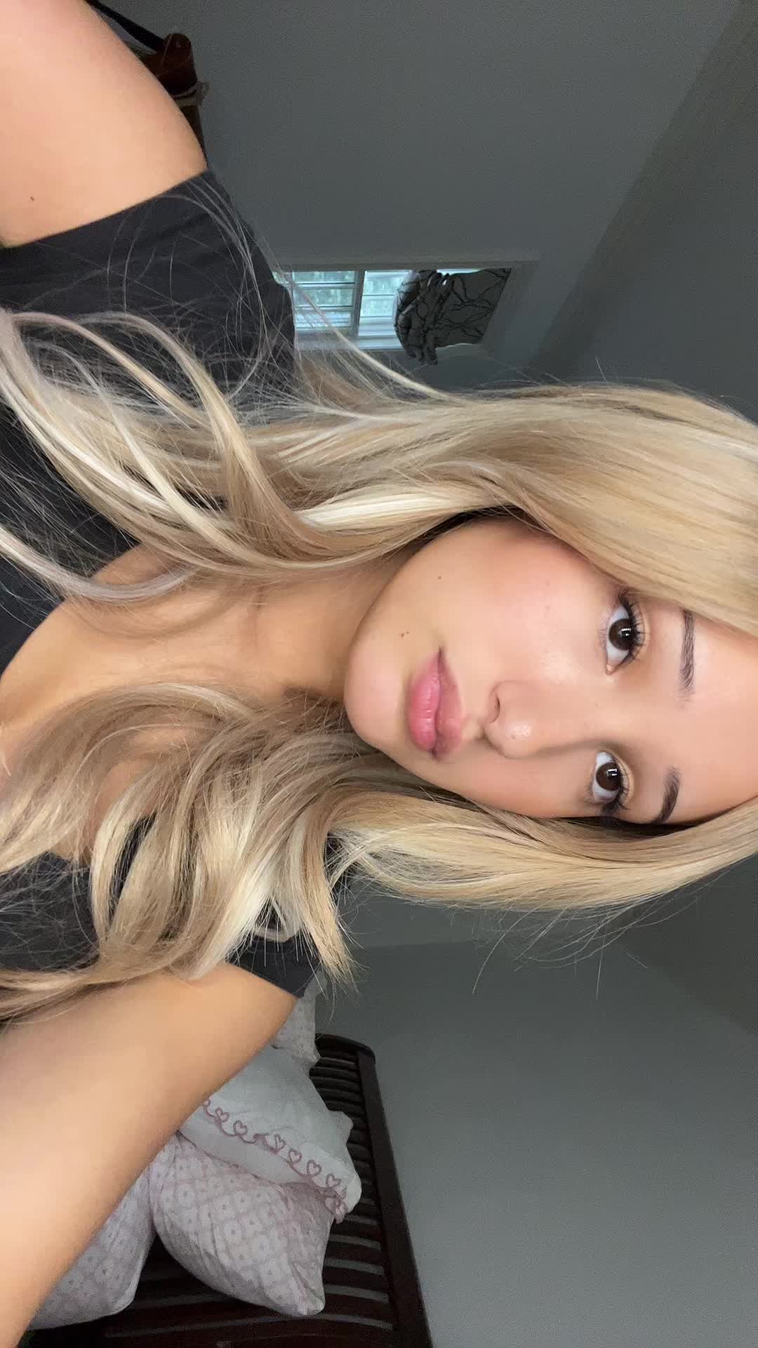 @Sophia