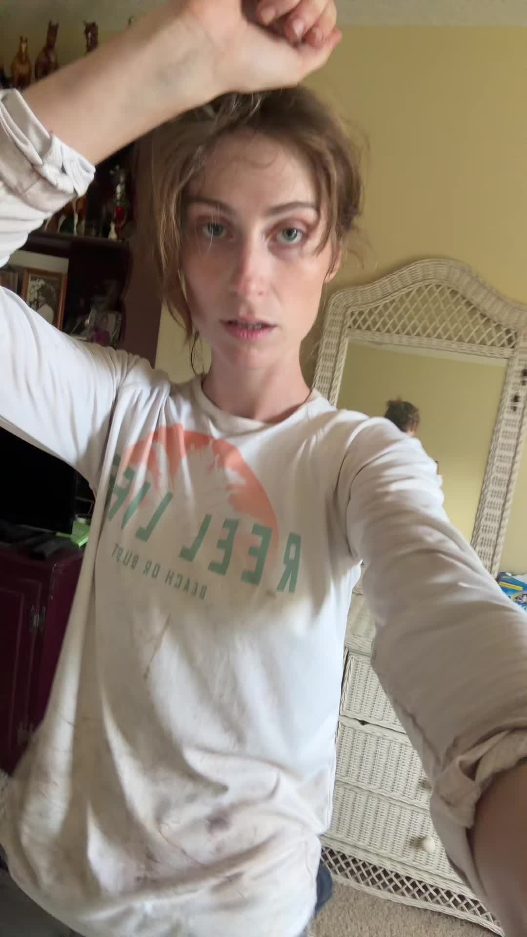 @scrotegirl
