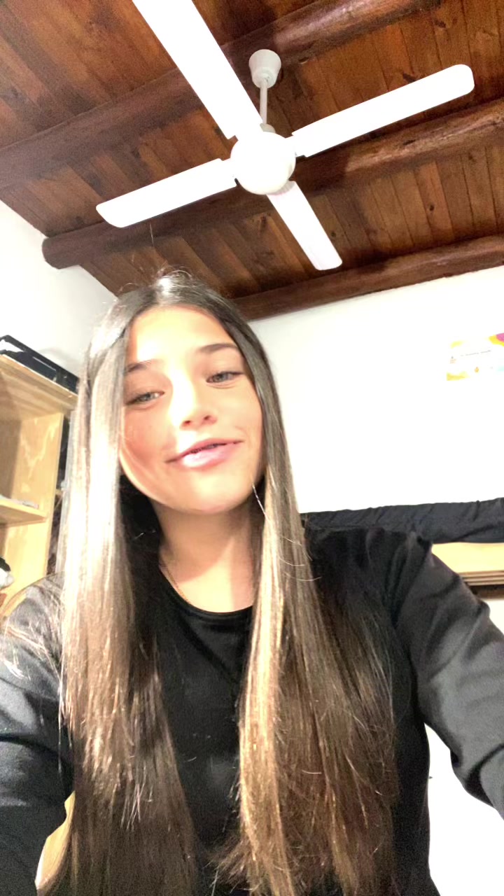 @𝓻𝓮𝓮🖤