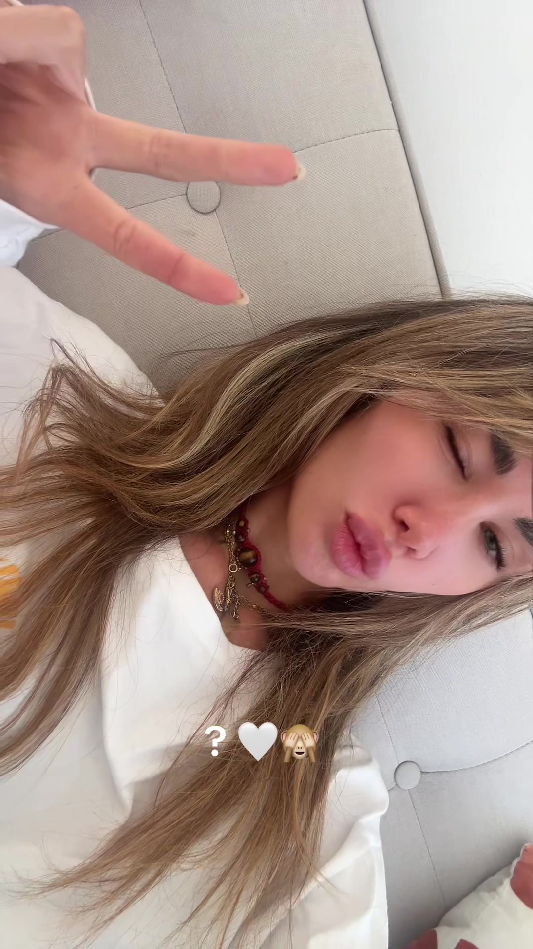 @Esma