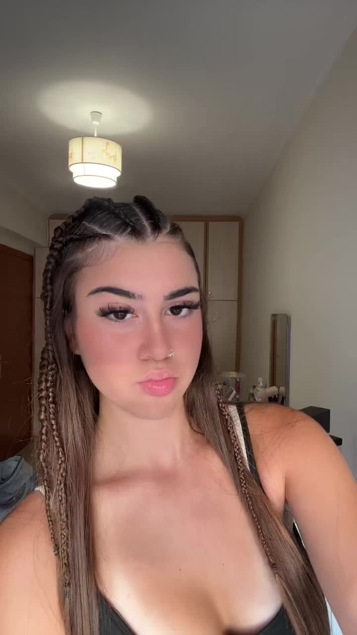 @&Gamma;&iota;ά&nu;&nu;&alpha;