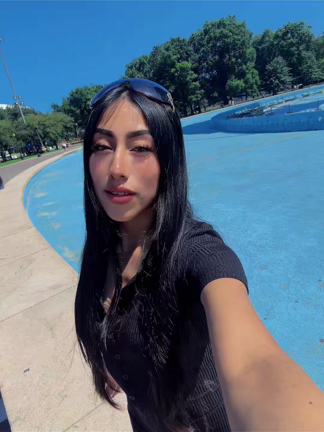 @👑__R&Oslash;S&Auml;__🌹