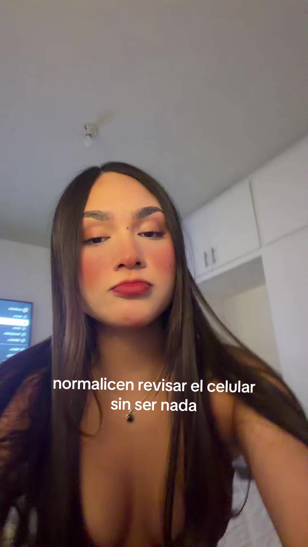 @nicolehertor