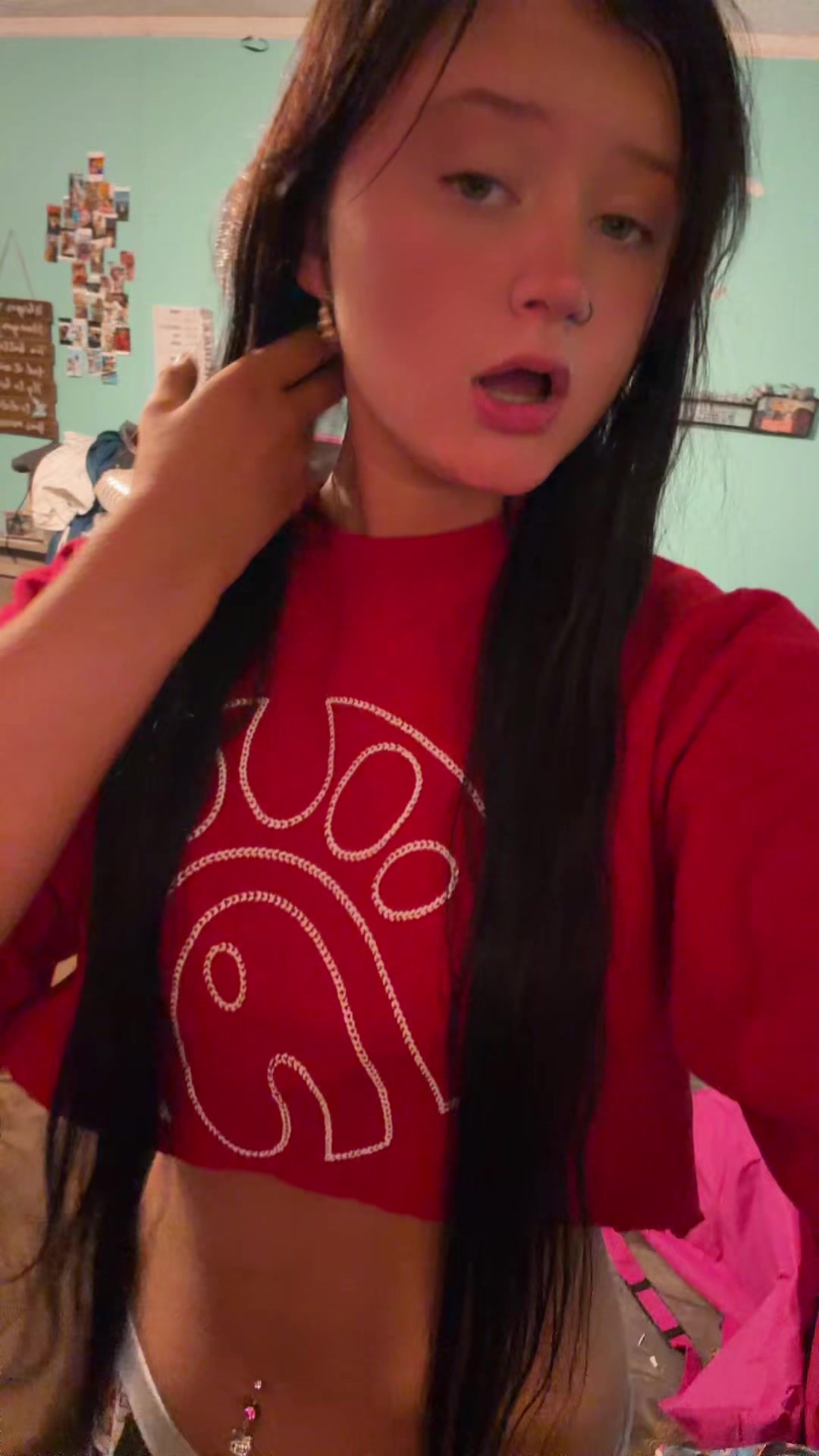 @averykelliss