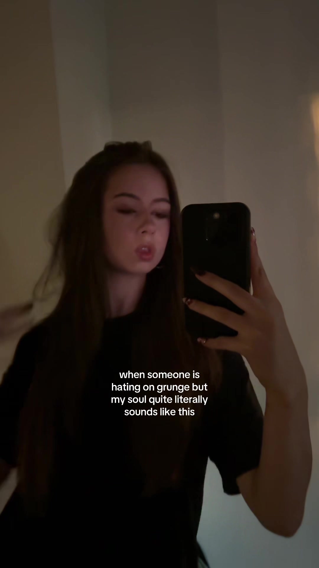 @𑣲𝄞lolarae