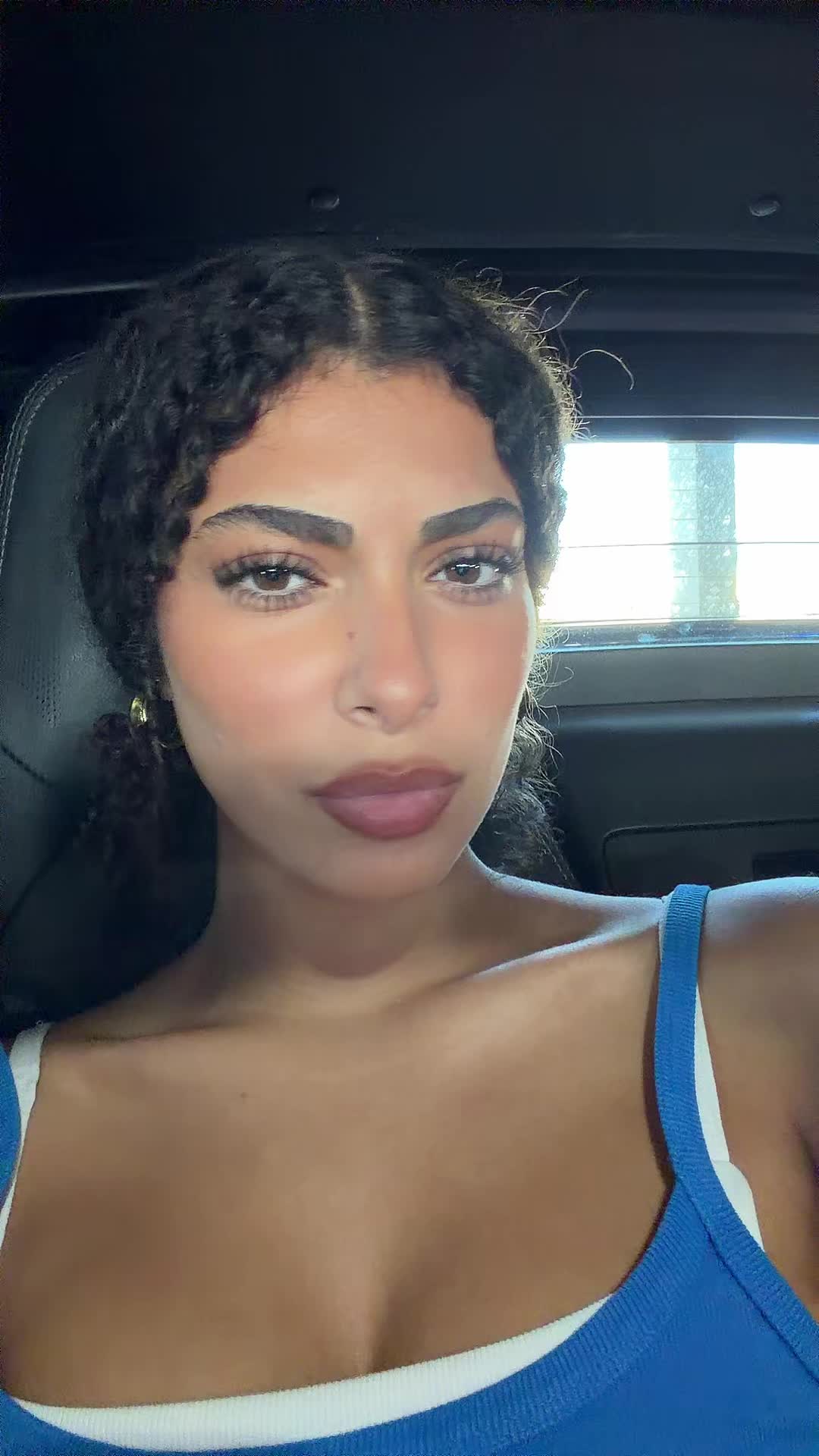 @nadine