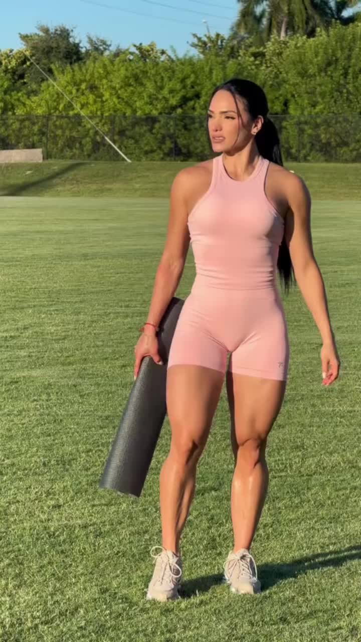 @TheGirlInTheGreenScarf