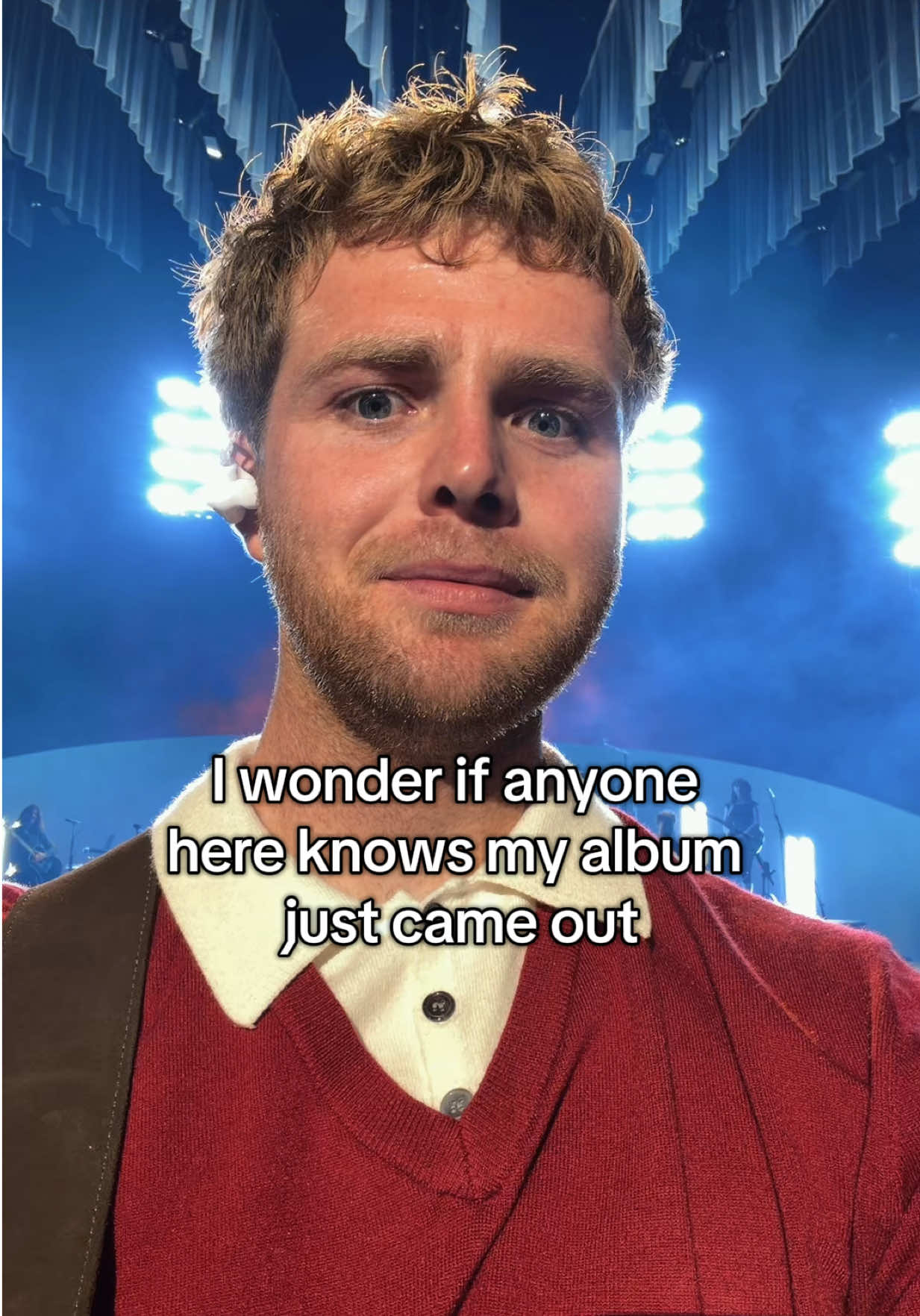 @Alex Warren