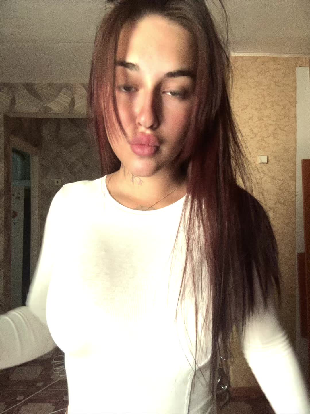 @nora_murs