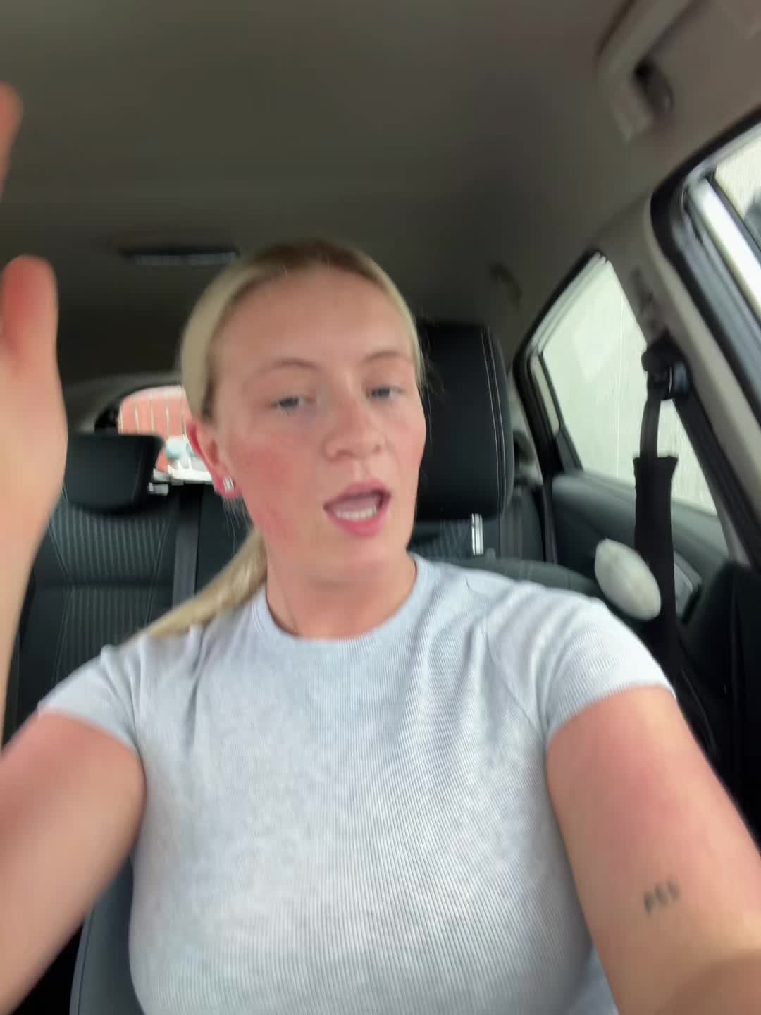@lifewithlauz._