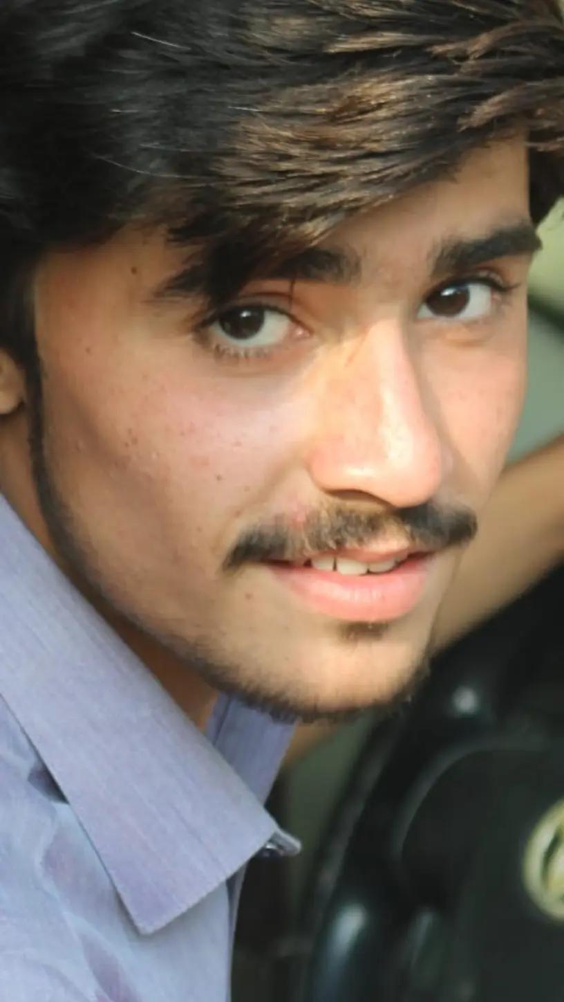 @SHAHABOOO GUJJAR ✌️😎