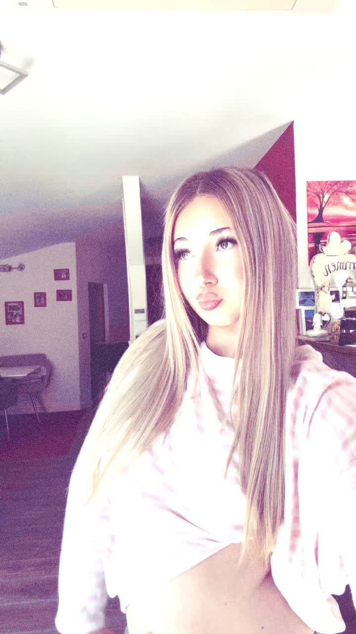 @𝑯𝒂𝒏𝒏𝒚