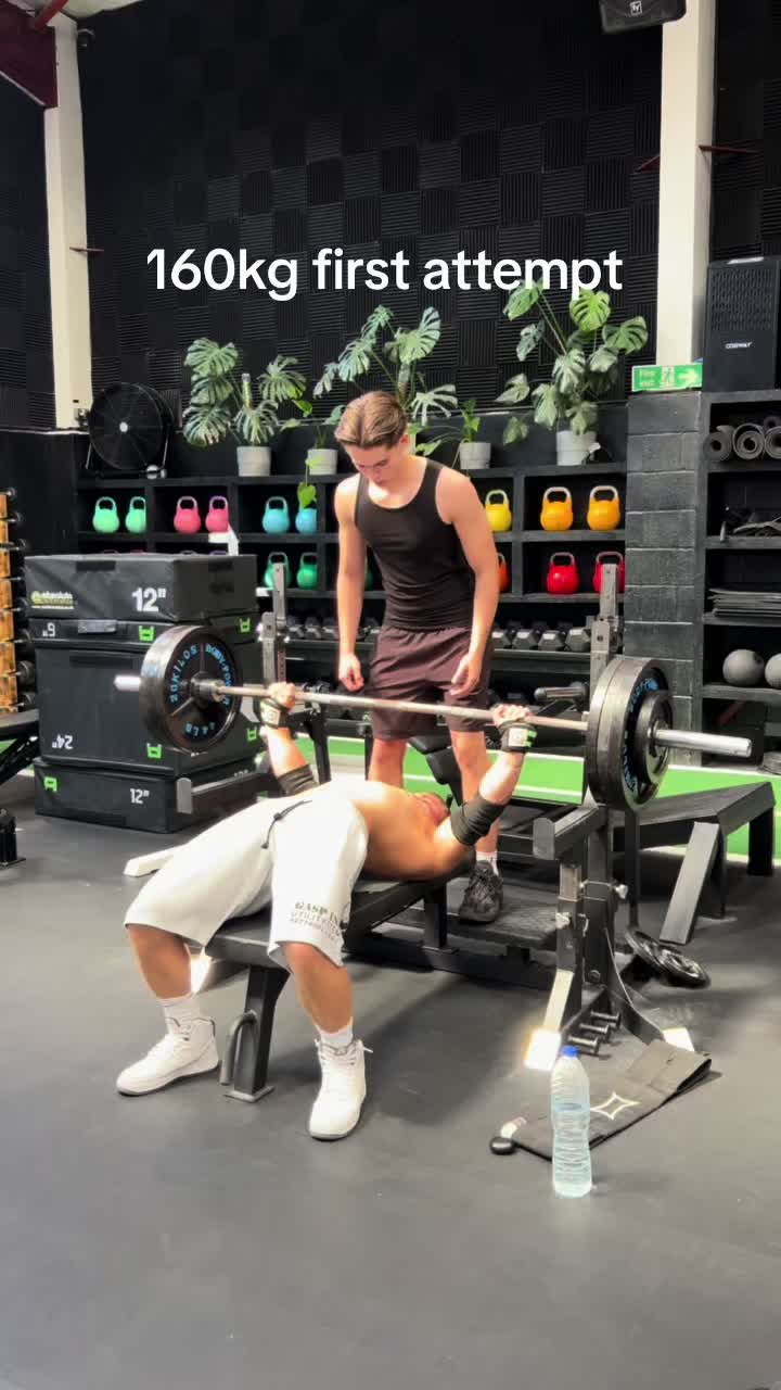 @Sasha benches 𒉭