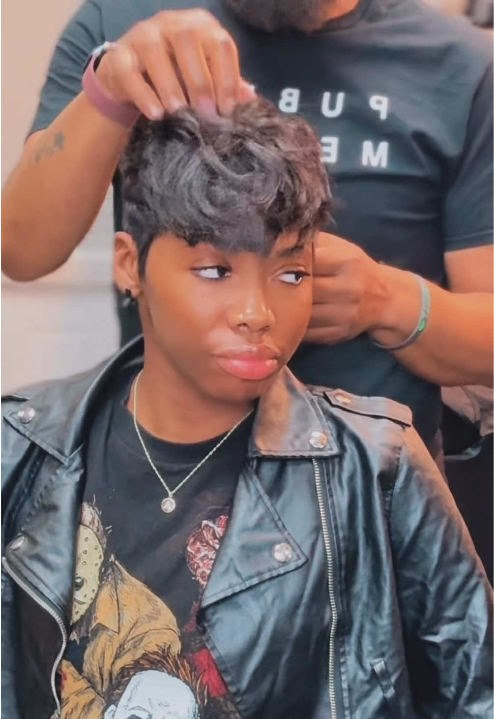 @Tee Que.TheHairPistol