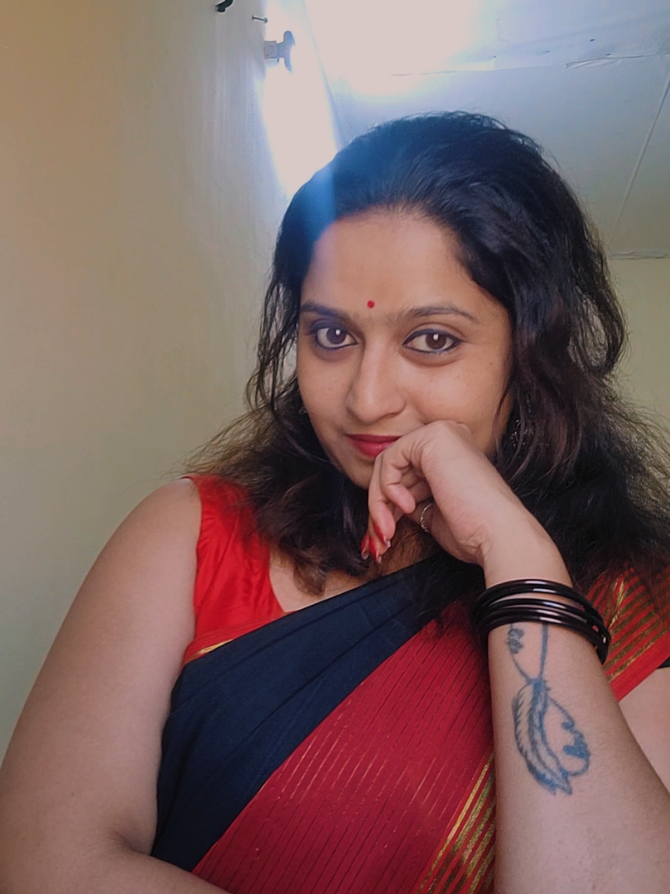 @Meenutty🩵🦋