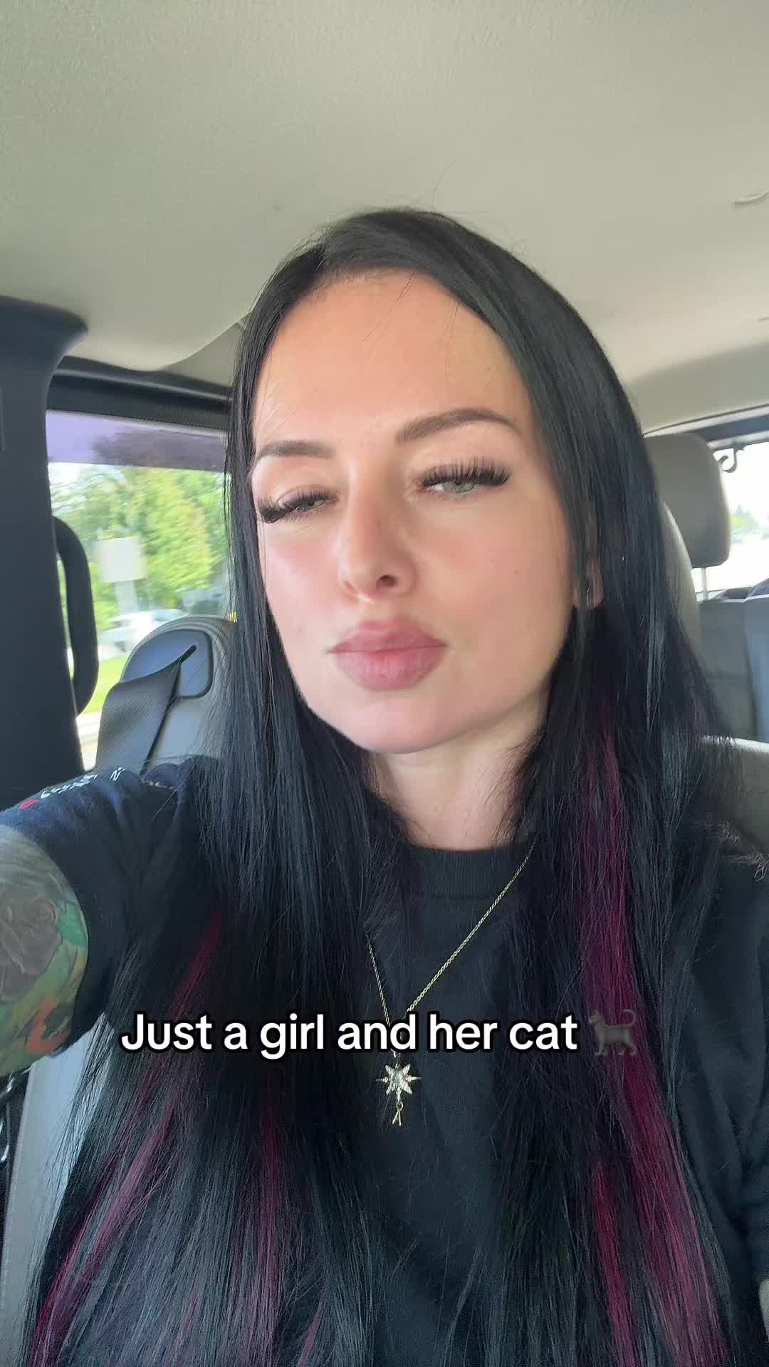 @To0thlessQueen💋