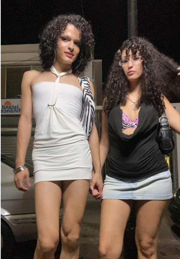 @J👑